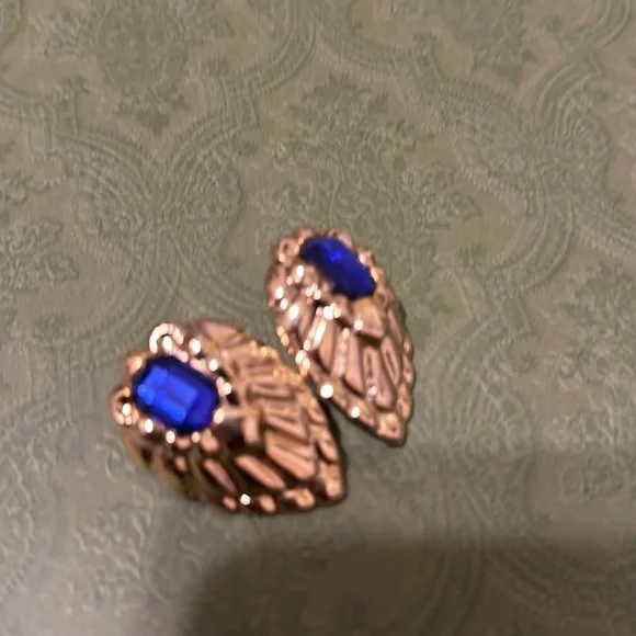 Vintage M. Lent pierced statement earrings. - Picture 6 of 6
